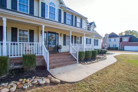 108 Saturn Ct, Easley, SC 29642 photo 2