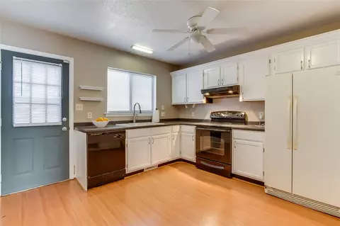 103 Pendleton Ct #B4, Easley, SC 29640 photo 10