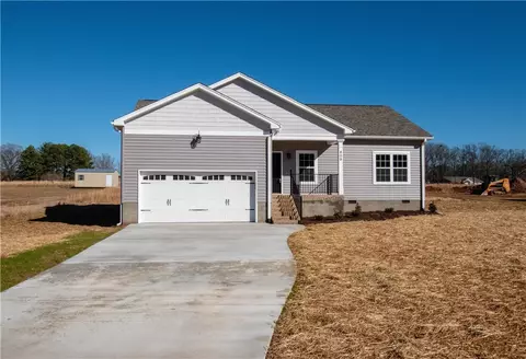 409 Addison Cir, Pelzer, SC 29669 photo 1