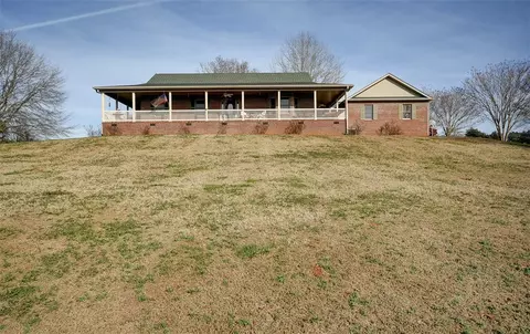 107 Morris Rd, Pickens, SC 29671 photo 1