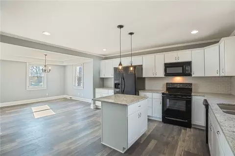 312 W Hampton Ave, Honea Path, SC 29654 photo 9