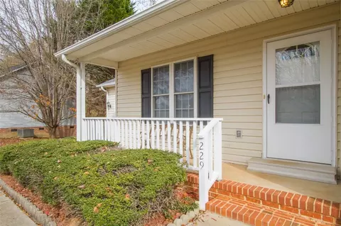 229 Maple Dr, Anderson, SC 29621 photo 4