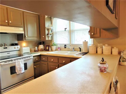604 Smith Grove Rd, Easley, SC 29640 photo 7