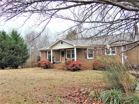 604 Smith Grove Rd, Easley, SC 29640 photo 32