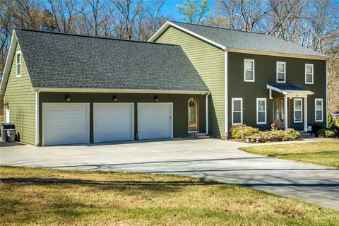 107 Othol Ct, Easley, SC 29642 photo 1