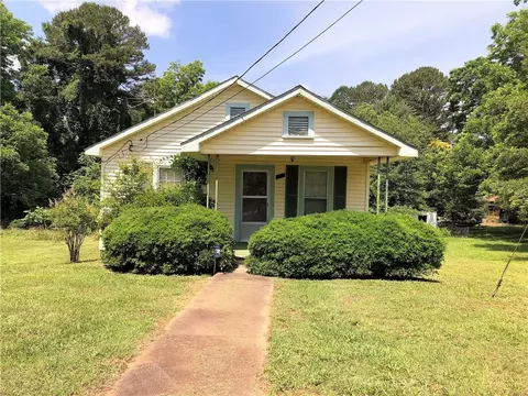 209 Moore Ave, Walhalla, SC 29691 photo 1