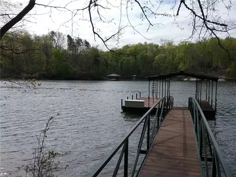 112 Wits End Trl, Seneca, SC 29678 photo 2