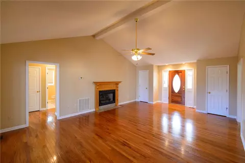 103 Highbourne Ct, Easley, SC 29642 photo 4