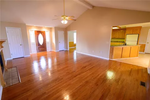 103 Highbourne Ct, Easley, SC 29642 photo 3