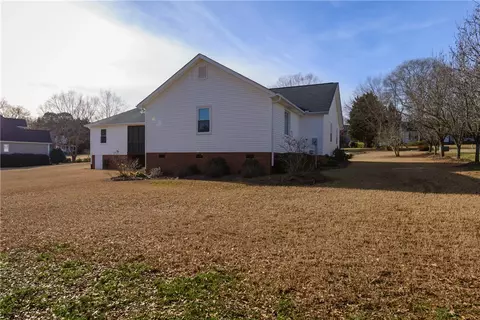 103 Highbourne Ct, Easley, SC 29642 photo 35
