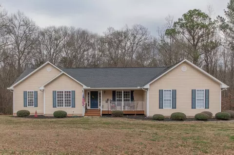 932 Brick Mill Rd, Honea Path, SC 29654 photo 1