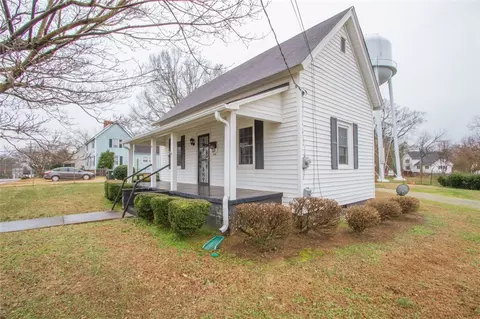 33 Smythe St, Pelzer, SC 29669 photo 3