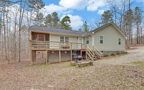 319 Shawnee Trl, Toccoa, GA 30577 photo 1