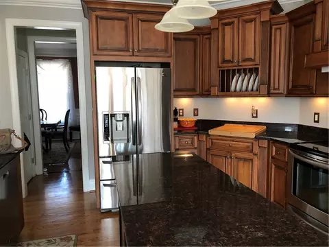 107 Pruitt St, Pendleton, SC 29670 photo 2