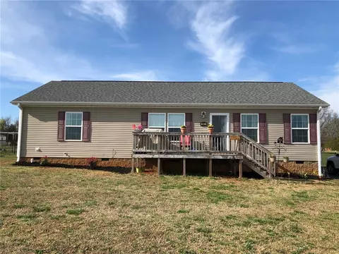 362 Ballard Rd, Pelzer, SC 29669 photo 4