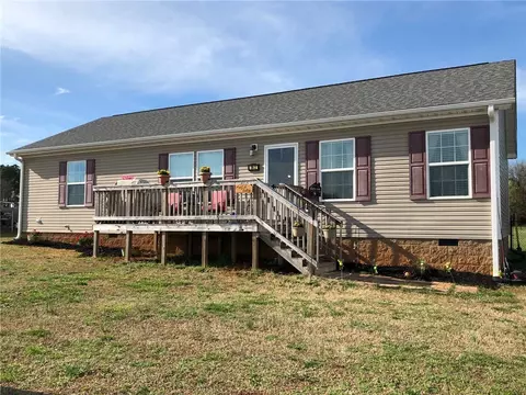 362 Ballard Rd, Pelzer, SC 29669 photo 1