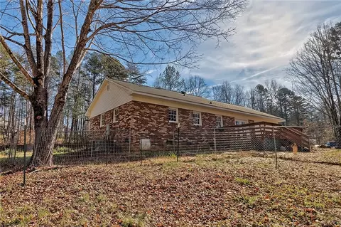 301 Henderson Rd, Easley, SC 29642 photo 25
