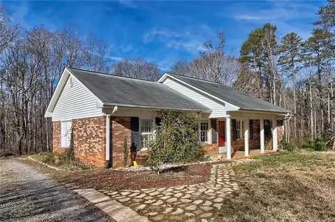 301 Henderson Rd, Easley, SC 29642 photo 2
