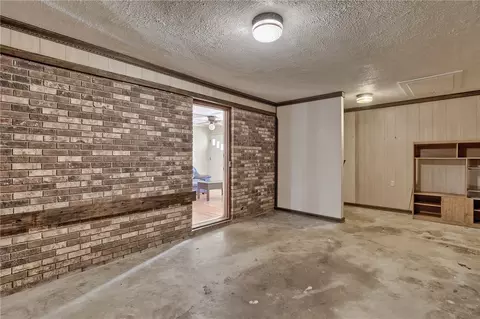 301 Henderson Rd, Easley, SC 29642 photo 13