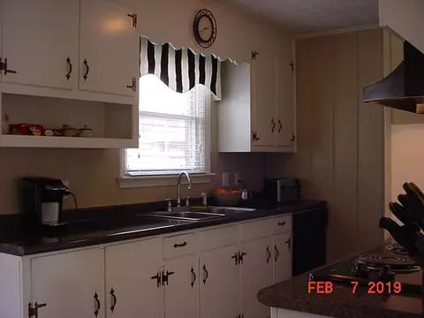 119 Ruth Dr, Easley, SC 29640 photo 8