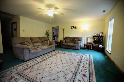 1517 Old Central Rd, Central, SC 29630 photo 5