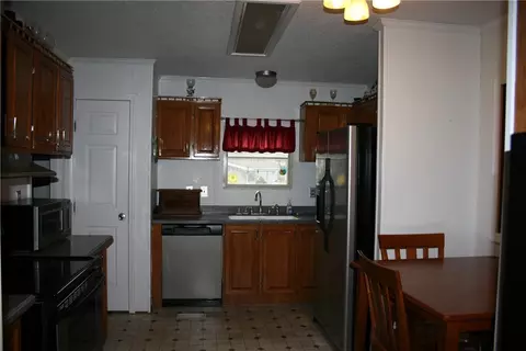 624 Taylor St, Central, SC 29630 photo 11