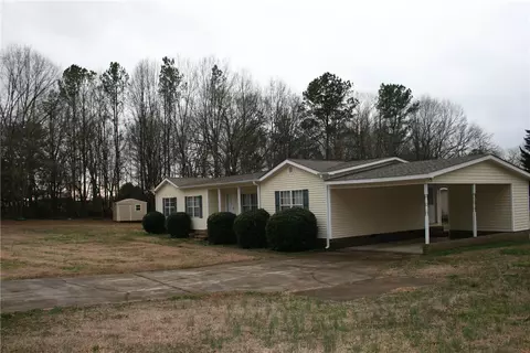 624 Taylor St, Central, SC 29630 photo 3