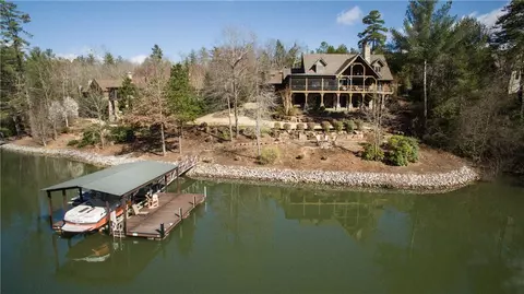 110 Hedge Nettle Ct, Sunset, SC 29685 photo 2