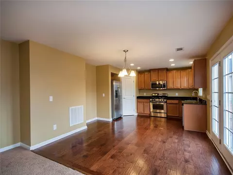 123 Hamilton Ct, Easley, SC 29642 photo 2
