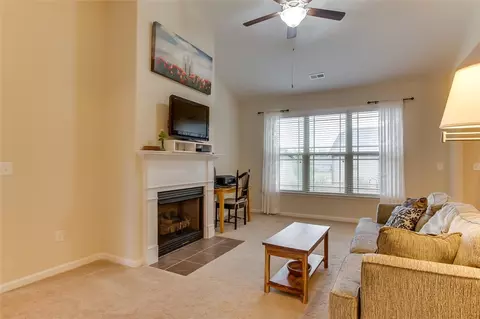 439 Copperstone Dr, Seneca, SC 29678 photo 4