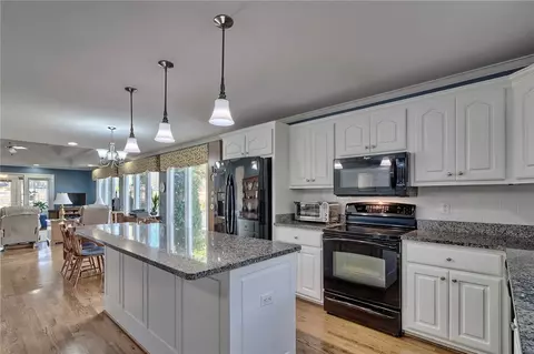 103 Pine Ridge Dr, Easley, SC 29642 photo 11
