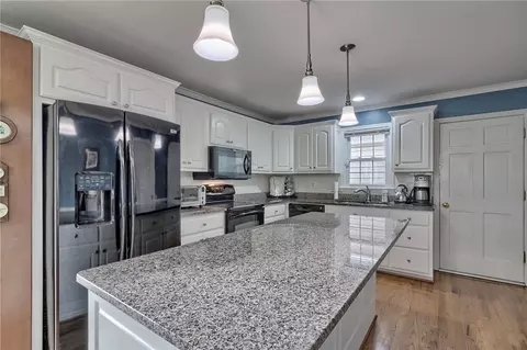 103 Pine Ridge Dr, Easley, SC 29642 photo 13