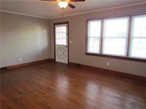 609 W Greer St, Honea Path, SC 29654 photo 9