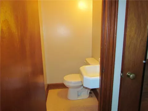 609 W Greer St, Honea Path, SC 29654 photo 13