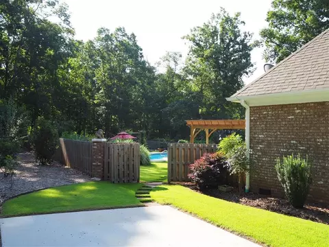1424 Stillwater Dr, Seneca, SC 29672 photo 4