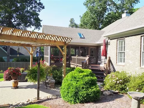 1424 Stillwater Dr, Seneca, SC 29672 photo 8