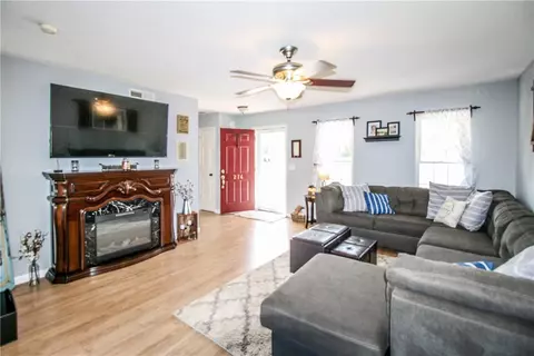 274 Hunters Trl, Walhalla, SC 29691 photo 8
