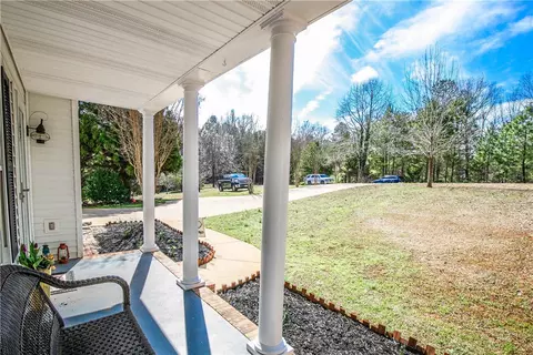 274 Hunters Trl, Walhalla, SC 29691 photo 5