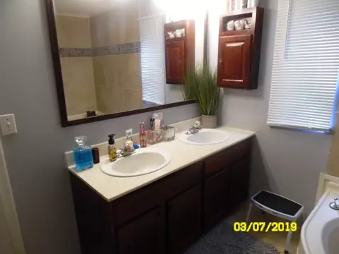 208 Chantilly Cir, Starr, SC 29684 photo 9