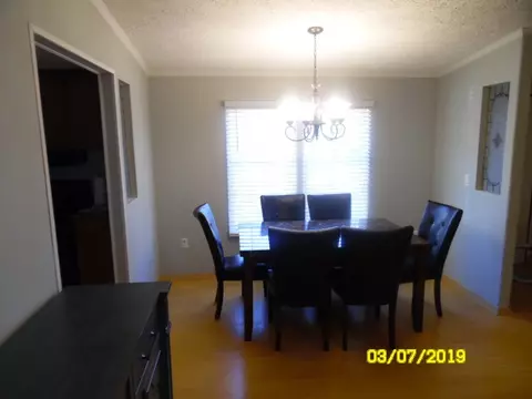 208 Chantilly Cir, Starr, SC 29684 photo 4
