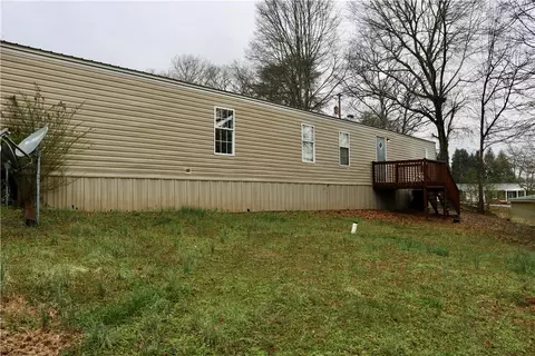 132 B D Johnston Rd, Central, SC 29630 photo 24