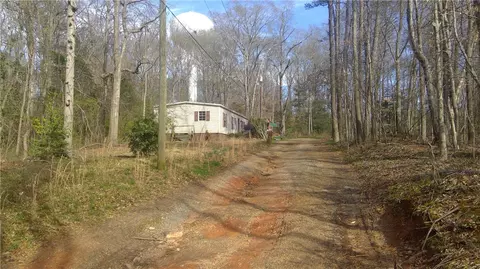 231 Micasa Dr, Pendleton, SC 29670 photo 2