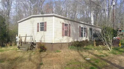 231 Micasa Dr, Pendleton, SC 29670 photo 3