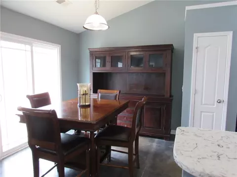 93 Caledonia Dr, Easley, SC 29642 photo 8