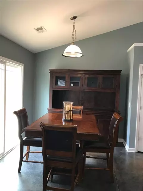 93 Caledonia Dr, Easley, SC 29642 photo 7