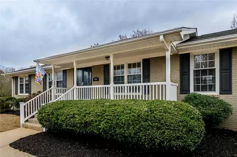 901 Stringer Rd, Belton, SC 29627 photo 5