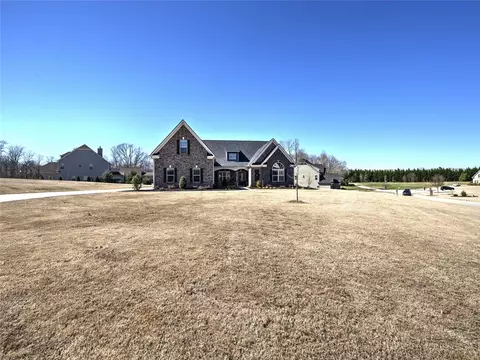 2 United Ave, Pendleton, SC 29670 photo 2