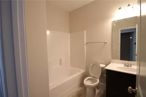 305 Cedar Post Ct, Seneca, SC 29672 photo 8