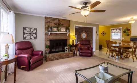 104 Roosevelt Dr, Easley, SC 29642 photo 6
