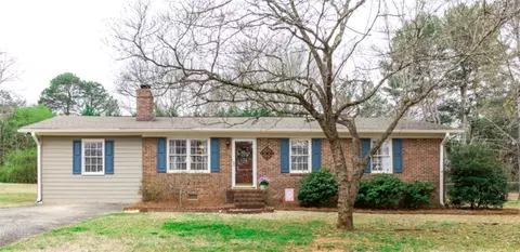 104 Roosevelt Dr, Easley, SC 29642 photo 1